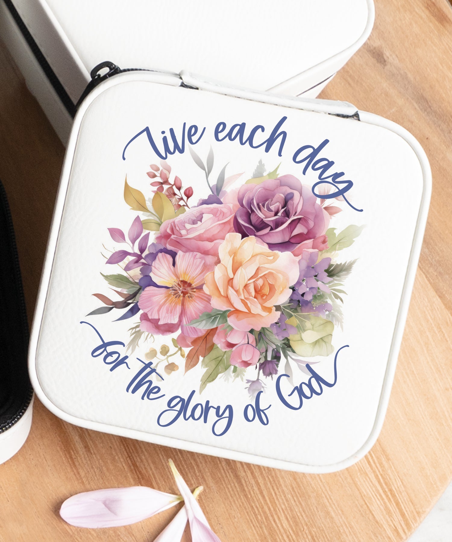 Live Each Day travel jewelry case with inspirational faith message and zipper closure